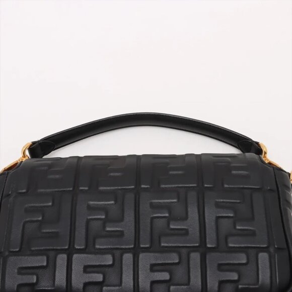 Fendi ZUCCA Mamma Baguette Leather 2-Way Shoulder Bag – Black - Picture 6 of 11